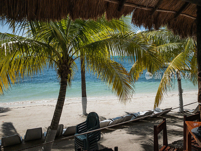Isla Mujeres -俯瞰大海的海滩别墅